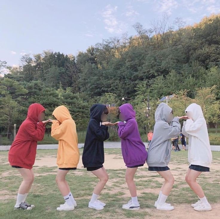 -friends-group-dp-girl-cartoon -friends-group-dp-girl-cartoon