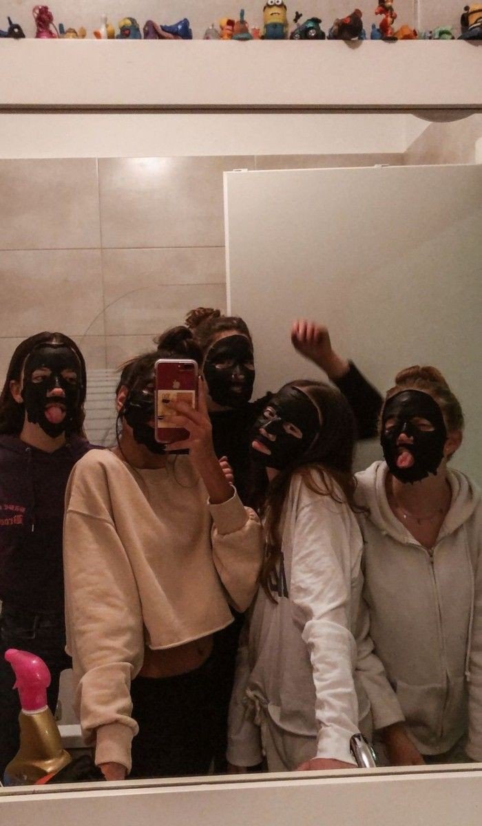 all-friends-group-dp all-friends-group-dp