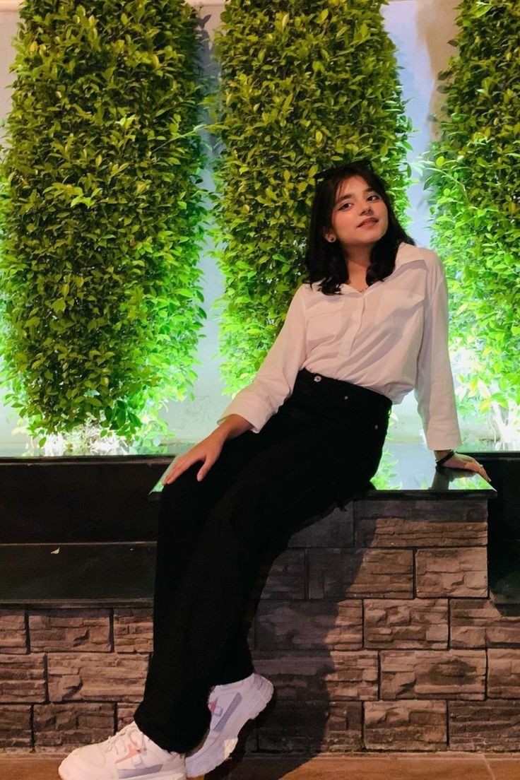 best-saree-dp-for-instagram-for-girl