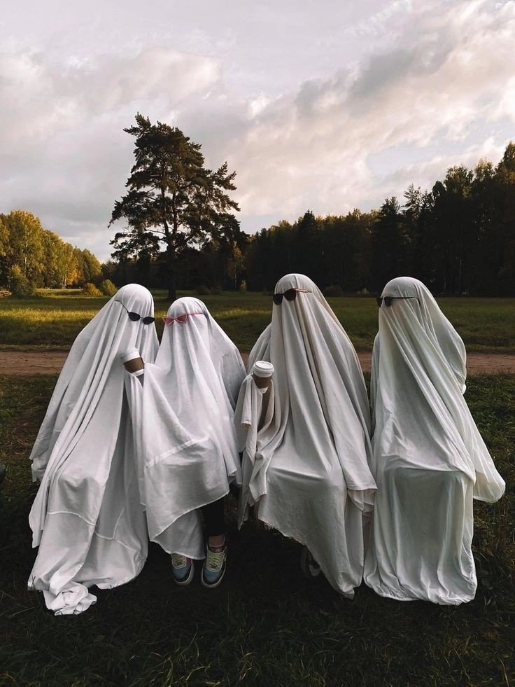 close-friends-dp close-friends-dp