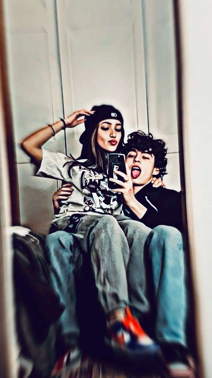 couple-dp-for-instagram-cartoon-half-half-download couple-dp-for-instagram-cartoon-half-half-download
