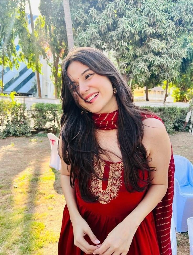cute-instagram-dp-for-girls-aesthetic cute-instagram-dp-for-girls-aesthetic