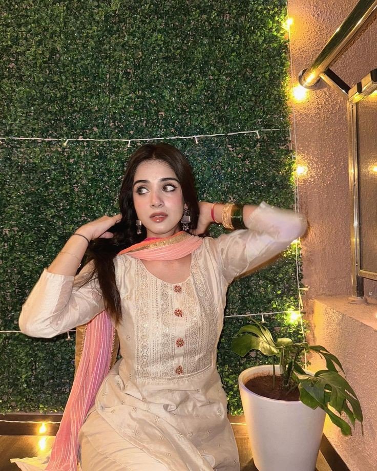 cute-instagram-dp-for-girls cute-instagram-dp-for-girls