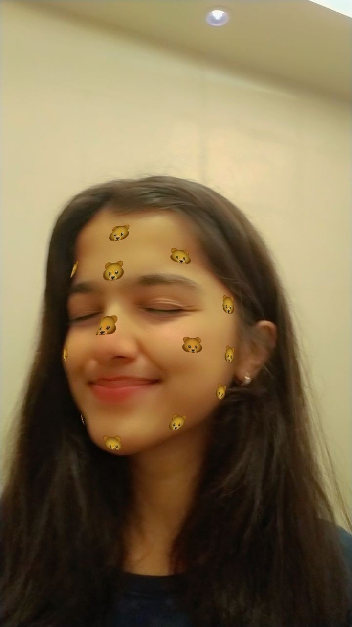 cute-real-simple-girl-image-hide-face cute-real-simple-girl-image-hide-face