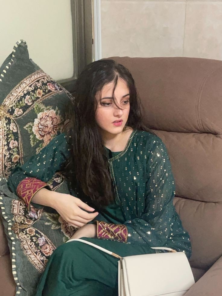 decent-instagram-dp-for-girls decent-instagram-dp-for-girls