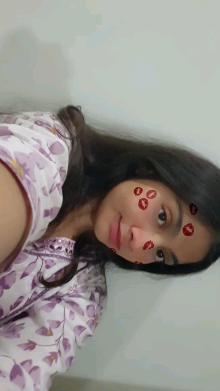 hide-face-girl-pic-black-and-white-indian hide-face-girl-pic-black-and-white-indian