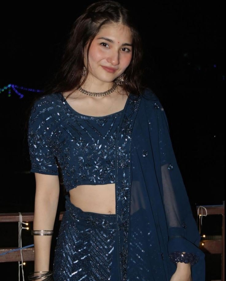 instagram-dp-for-girls-attitude-stylish instagram-dp-for-girls-attitude-stylish