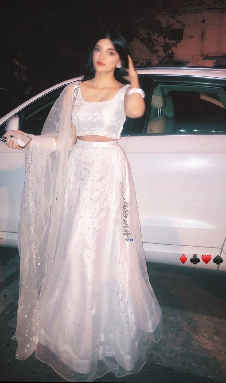 instagram-dp-for-girls-attitude-stylish instagram-dp-for-girls-attitude-stylish