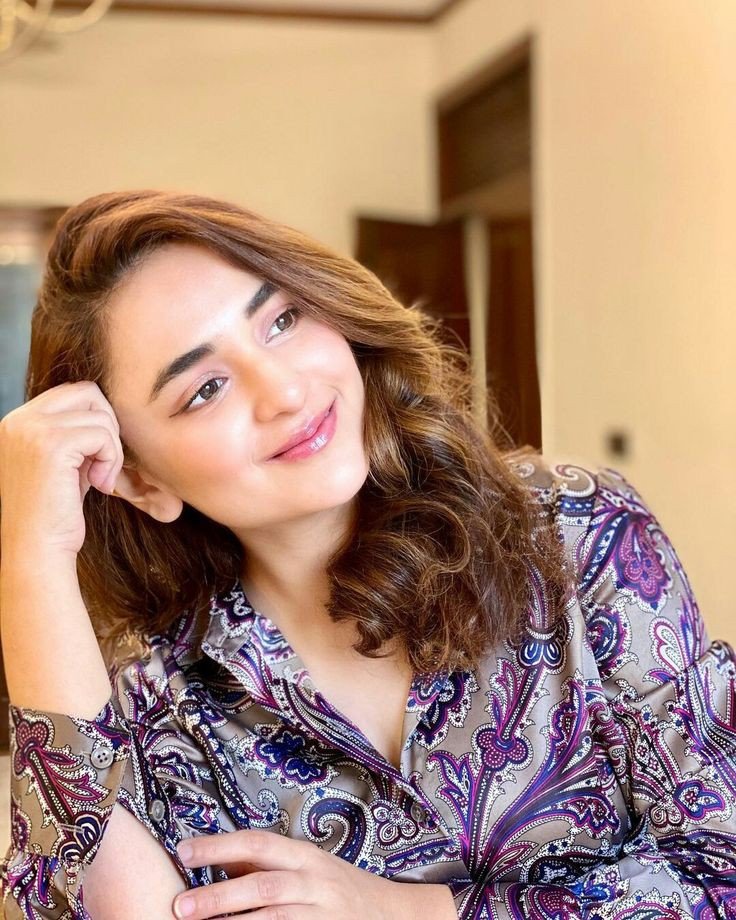 instagram-dp-for-girls-black-blur instagram-dp-for-girls-black-blur