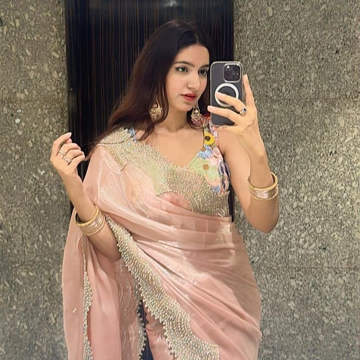 instagram-dp-girl-doll-stylish instagram-dp-girl-doll-stylish