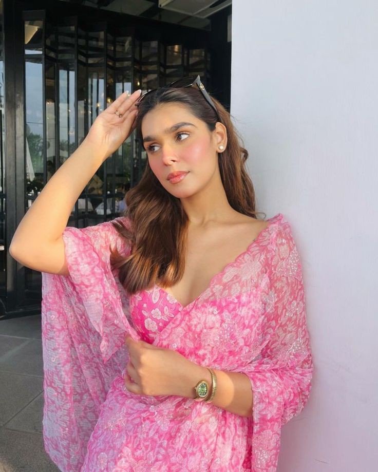 instagram-girls-profile-picture-attitude instagram-girls-profile-picture-attitude