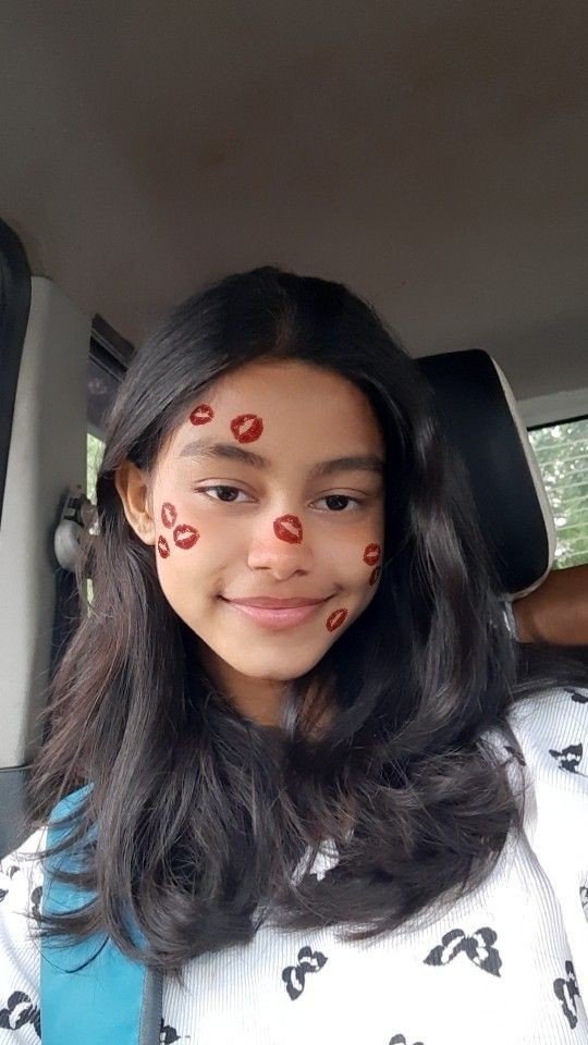 korean-girl-hide-face-pic-aesthetic korean-girl-hide-face-pic-aesthetic