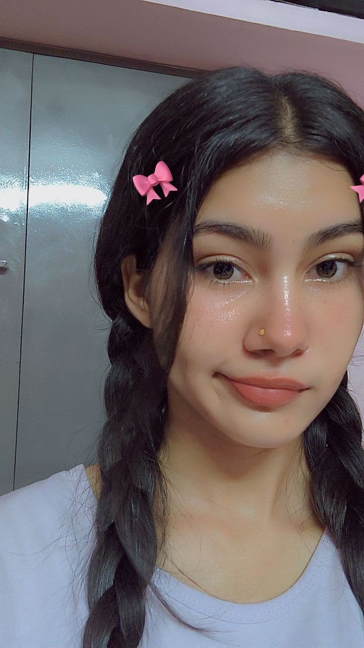 real-hide-face-girl-pic-for-instagram real-hide-face-girl-pic-for-instagram