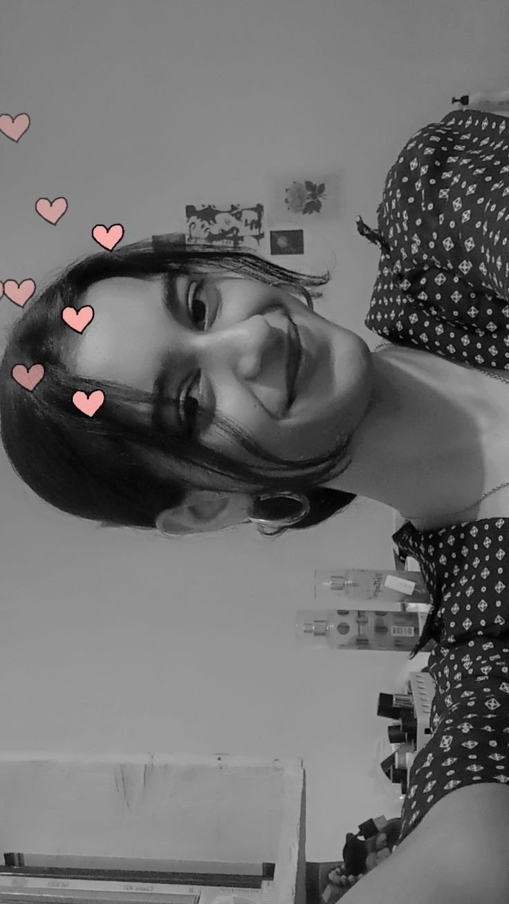 real-simple-girl-image-hidden-face real-simple-girl-image-hidden-face