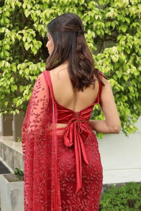 saree-girl-dp-cute