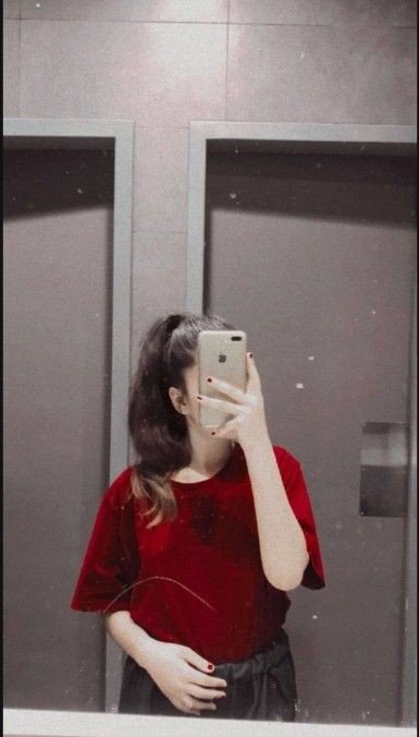 best-mirror-selfie-dp best-mirror-selfie-dp