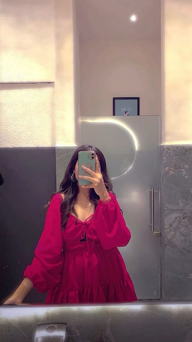 girls-mirror-selfie-dp-for-instagram girls-mirror-selfie-dp-for-instagram
