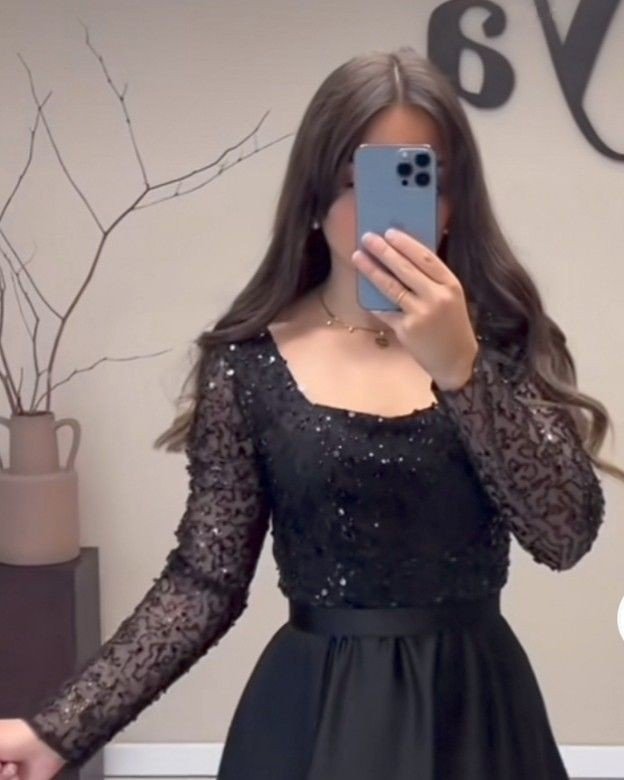 mirror-selfie-dp-for-instagram-girl-aesthetic mirror-selfie-dp-for-instagram-girl-aesthetic