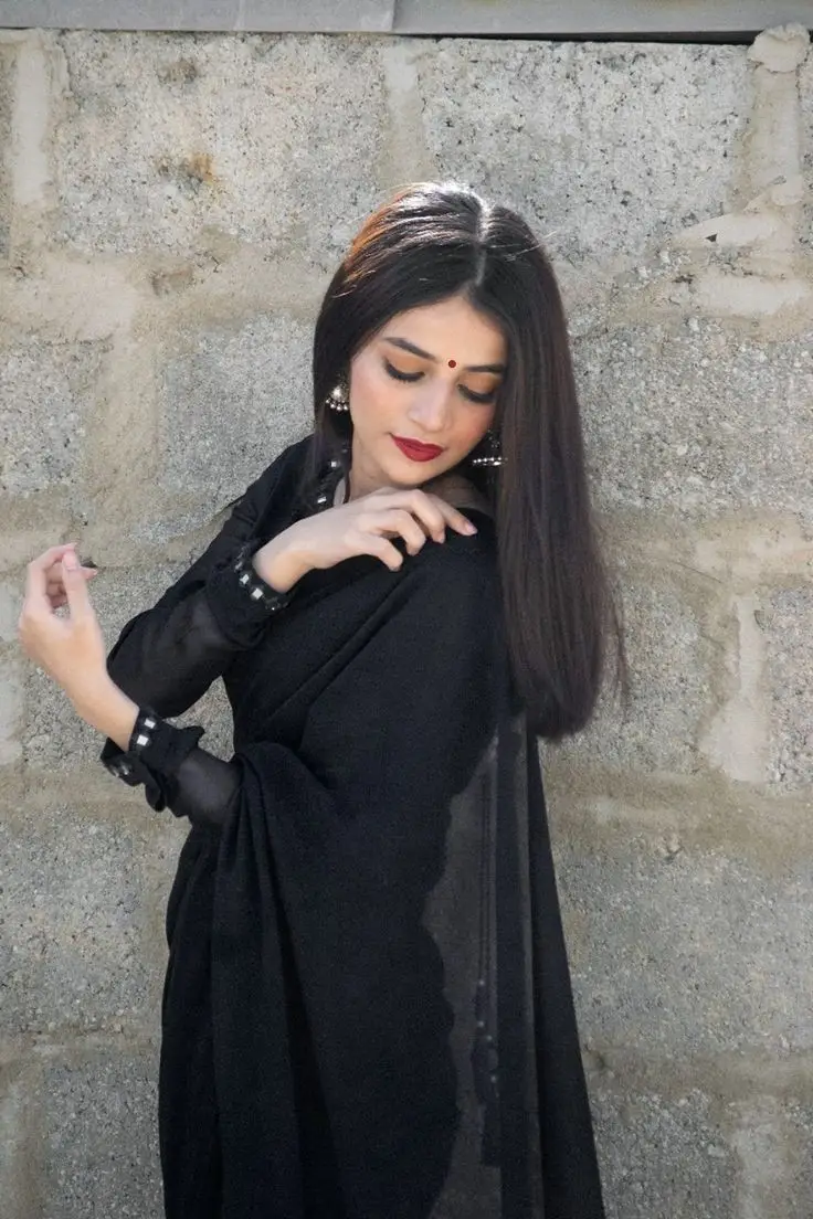 s-dp-with-blur-effect