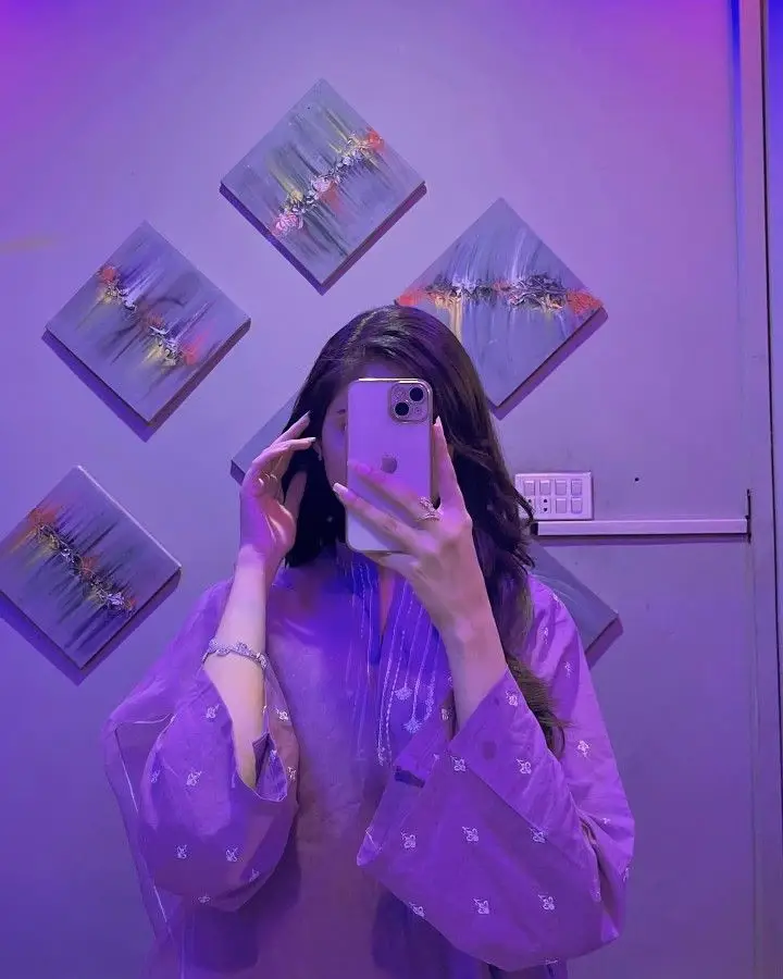 aesthetic-attitude-girl-dp aesthetic-attitude-girl-dp