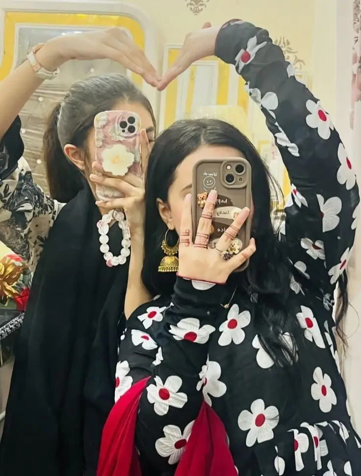 attitude-attitude-girl-dp attitude-attitude-girl-dp