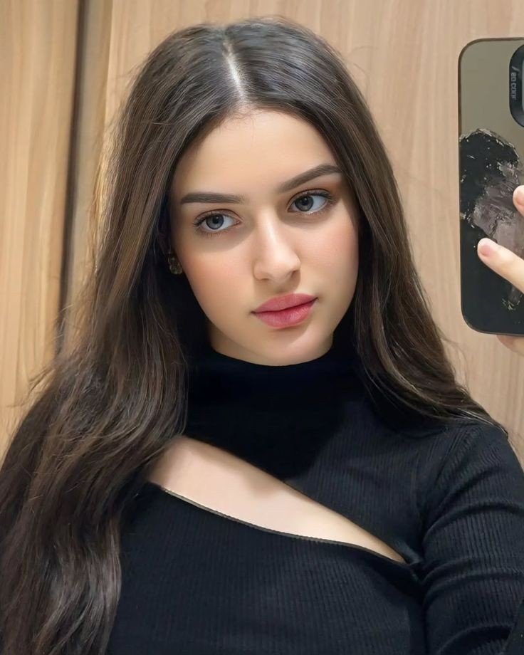 beautiful-cute-simple-girl-pic--years beautiful-cute-simple-girl-pic--years