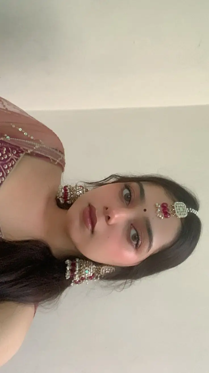 beautiful-single-girl-dp beautiful-single-girl-dp