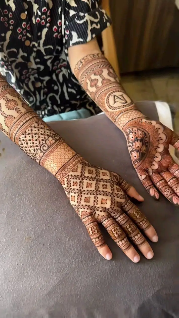 beautiful-stylish-back-hand-mehndi-design-arabic beautiful-stylish-back-hand-mehndi-design-arabic