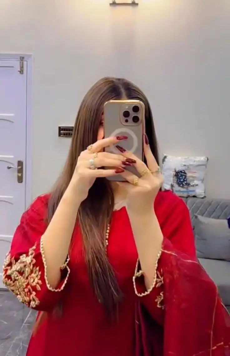 best-attitude-girls-dp best-attitude-girls-dp