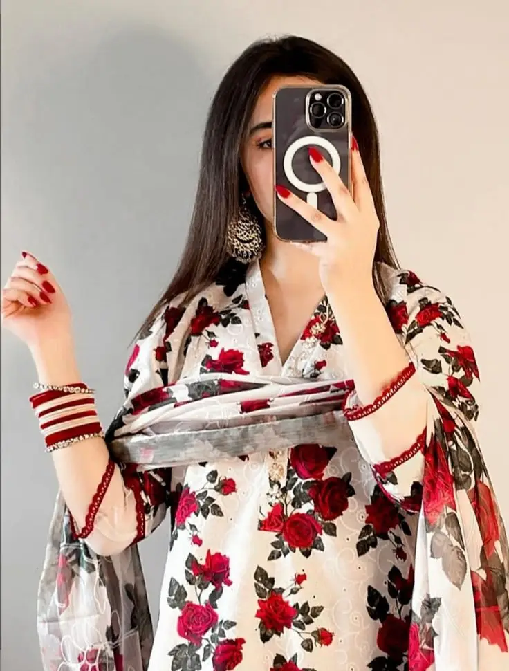 best-dp-for-whatsapp-for-girls-stylish-attitude best-dp-for-whatsapp-for-girls-stylish-attitude