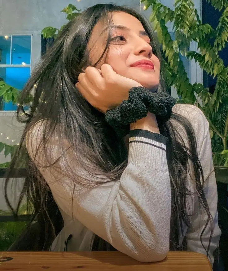 best-single-girl-dp-instagram best-single-girl-dp-instagram