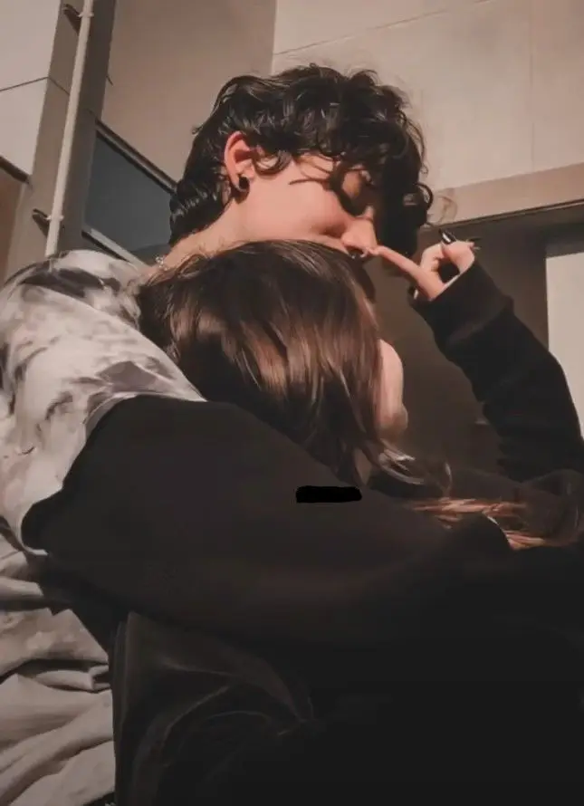 couple-love-dp-for-instagram couple-love-dp-for-instagram