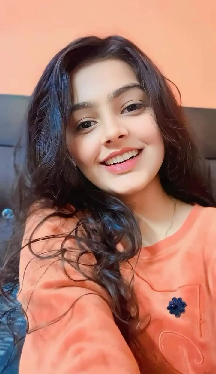 cute-girl-pic-for-dp-instagram-simple-attitude cute-girl-pic-for-dp-instagram-simple-attitude