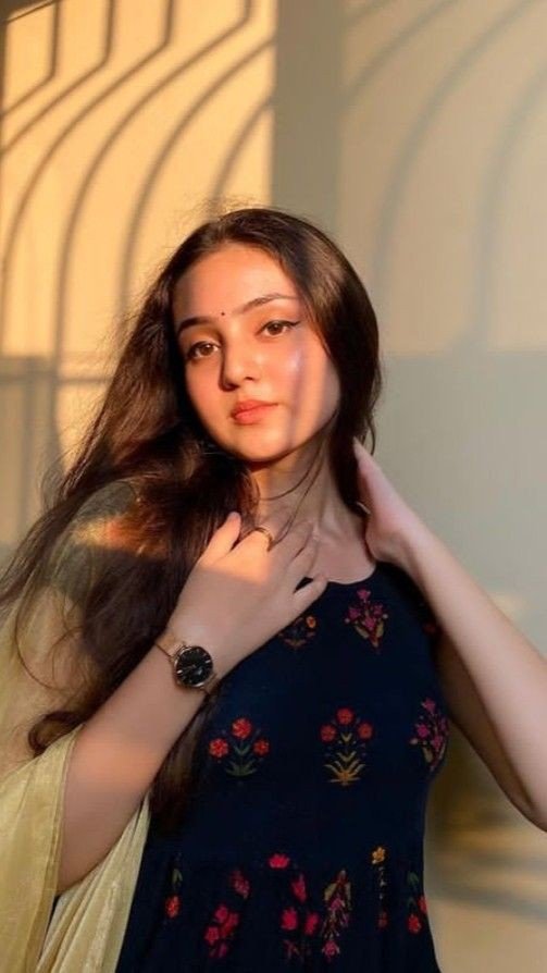 cute-instagram-dp-for-girls-aesthetic cute-instagram-dp-for-girls-aesthetic