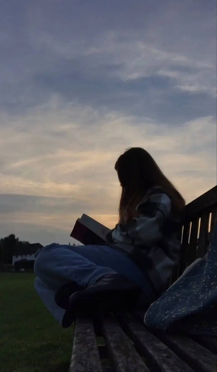 cute-sad-girl-dp-in-english