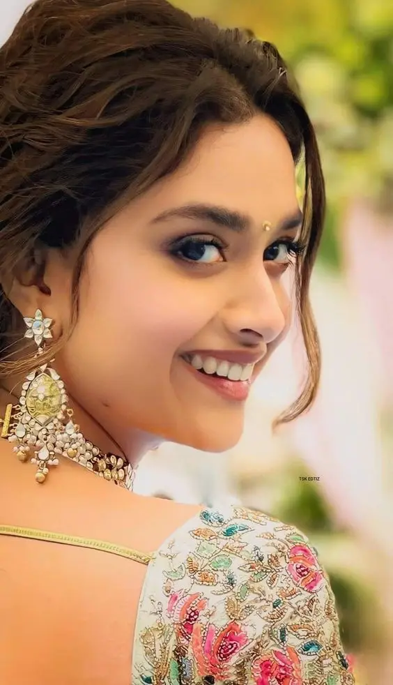 cute-simple-girl-pics cute-simple-girl-pics