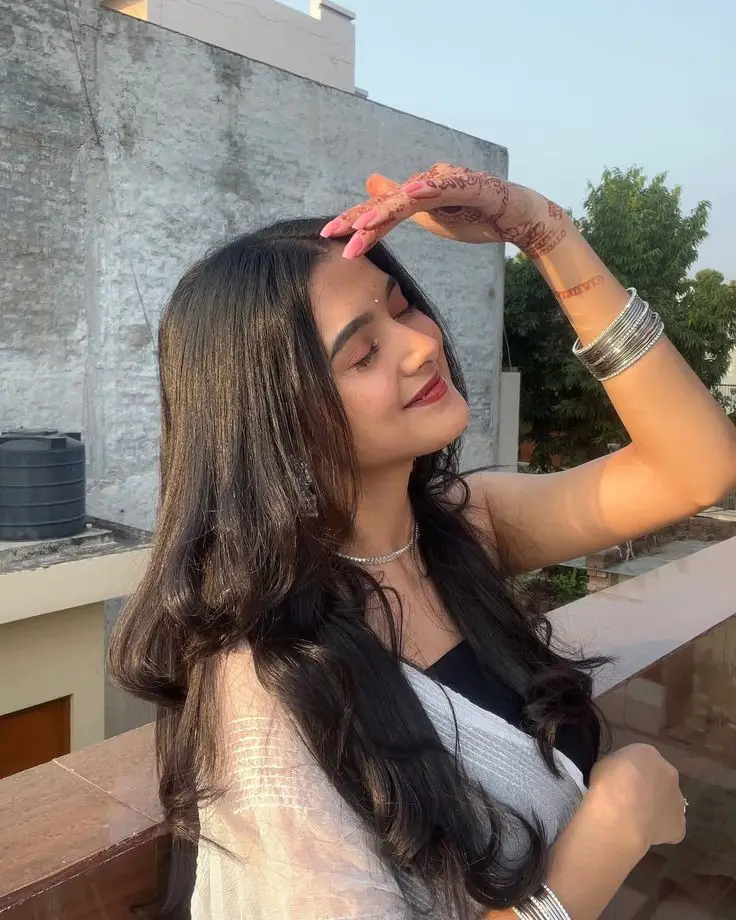 cute-simple-girl-picture cute-simple-girl-picture