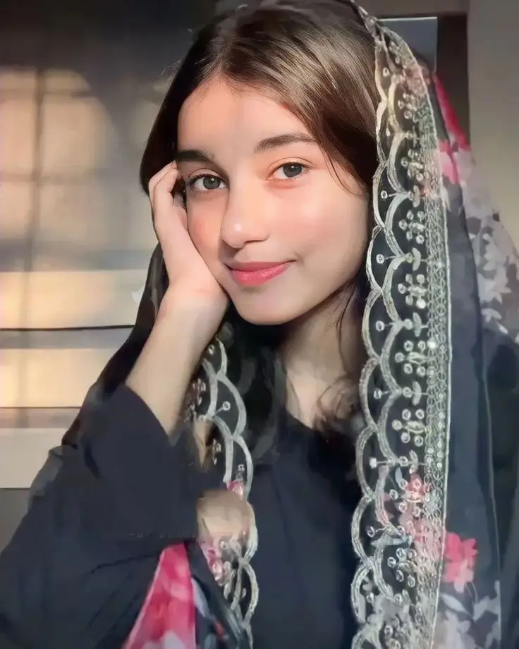 cute-single-girl-dp-attitude cute-single-girl-dp-attitude