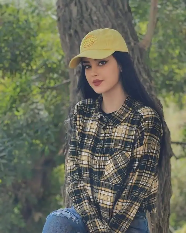 killer-attitude-girl-dp-for-instagram-black killer-attitude-girl-dp-for-instagram-black