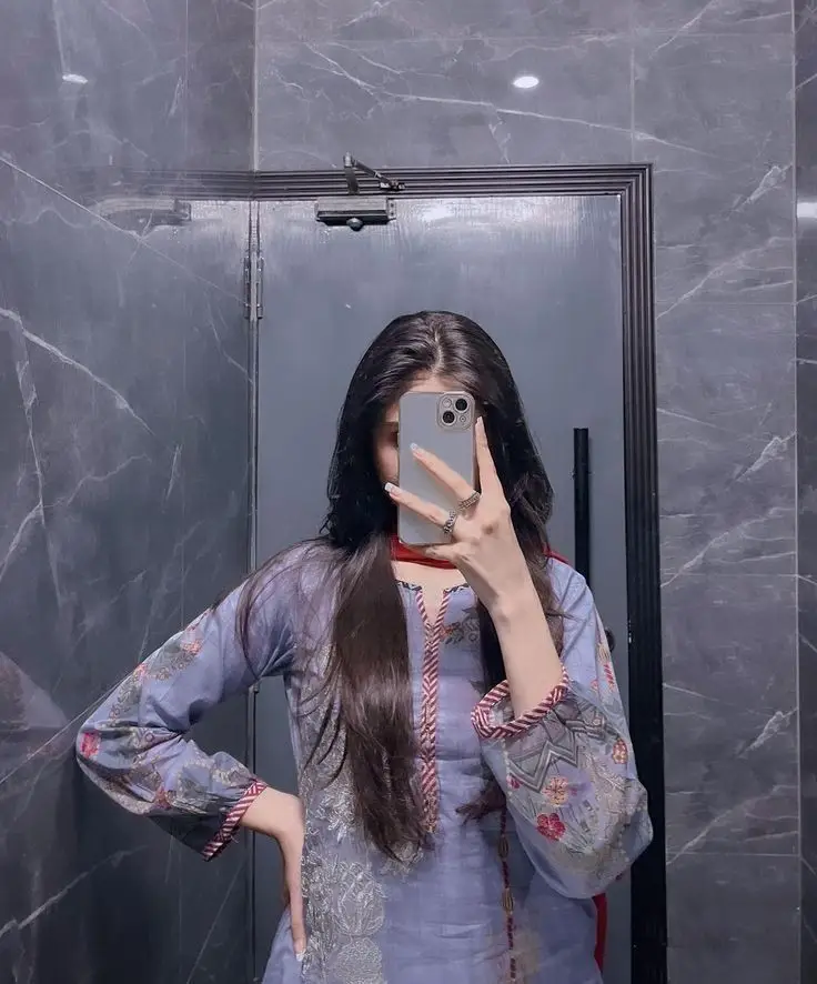 killer-attitude-girl-dp-for-instagram-in-english killer-attitude-girl-dp-for-instagram-in-english