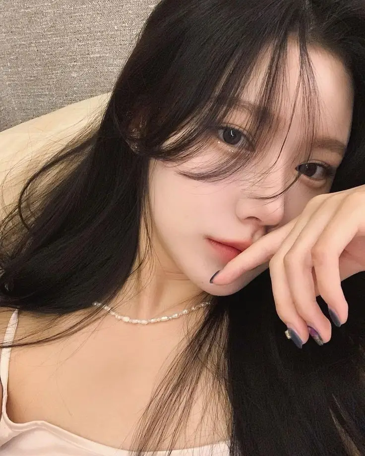 korean-girl-cartoon-dp-for-instagram-aesthetic