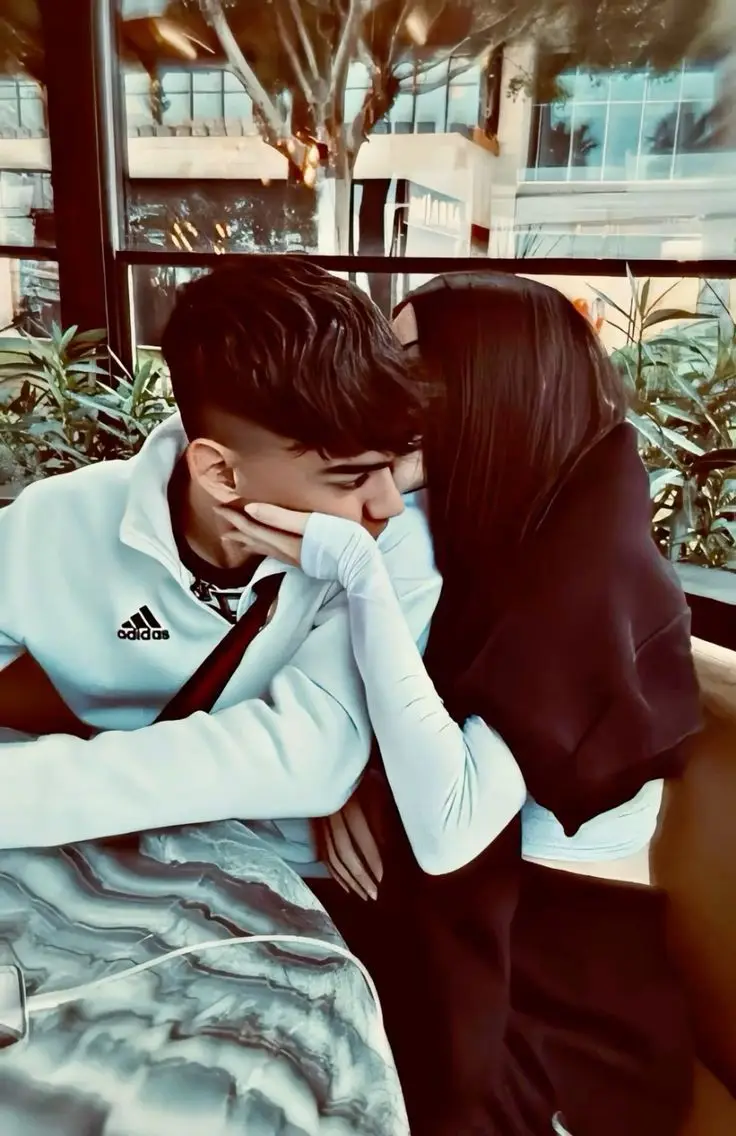 love-dp-black-and-white love-dp-black-and-white