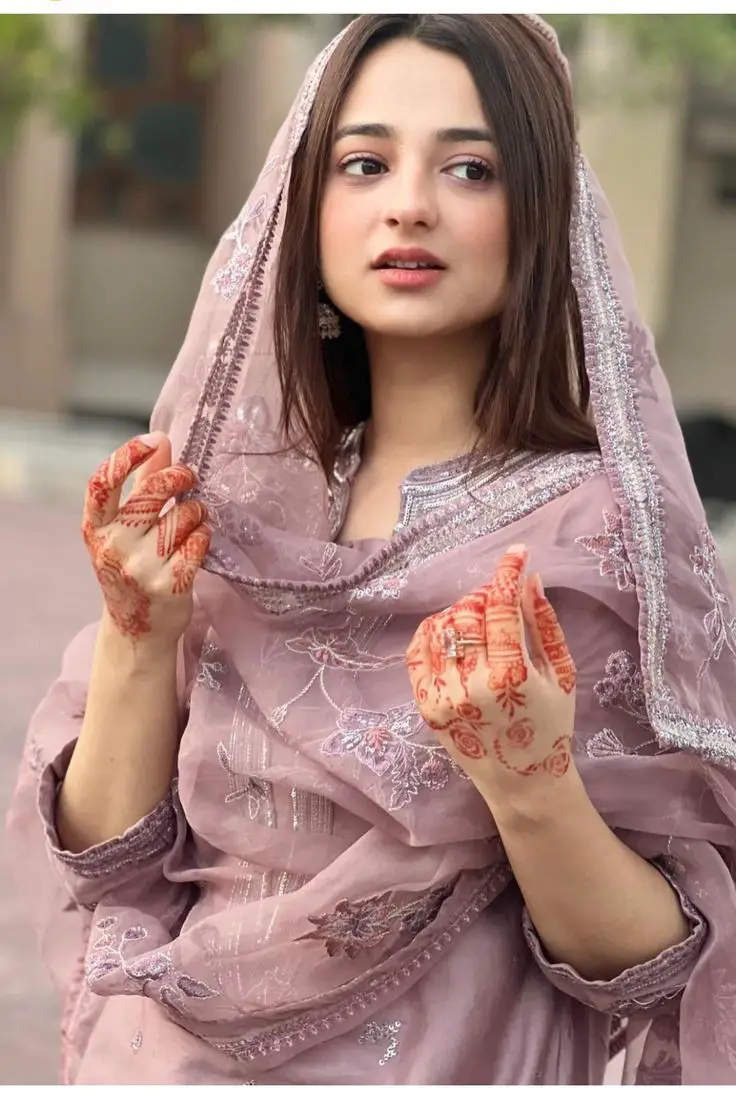 single-girl-attitude-dp-stylish-for-instagram-in-english single-girl-attitude-dp-stylish-for-instagram-in-english