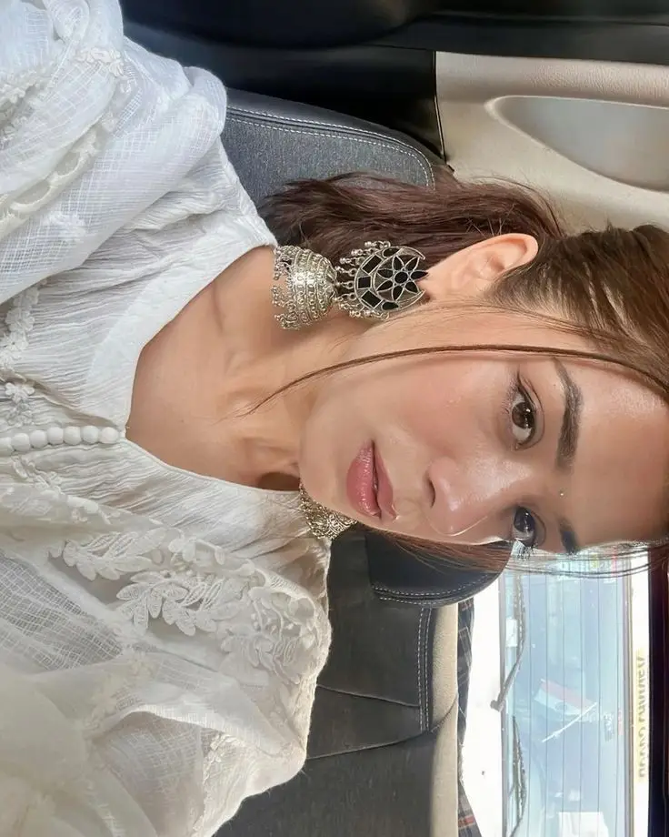 single-girl-dp-anime single-girl-dp-anime