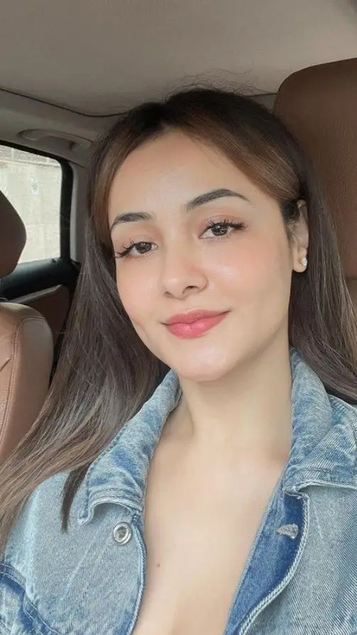 single-girl-dp-attitude single-girl-dp-attitude