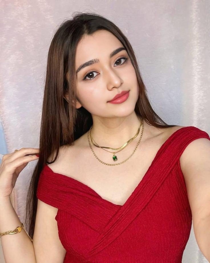 Read more about the article [1199+] Single Girl Dp, Images, Photos, Pics, Pictures & Wallpapers (2025)